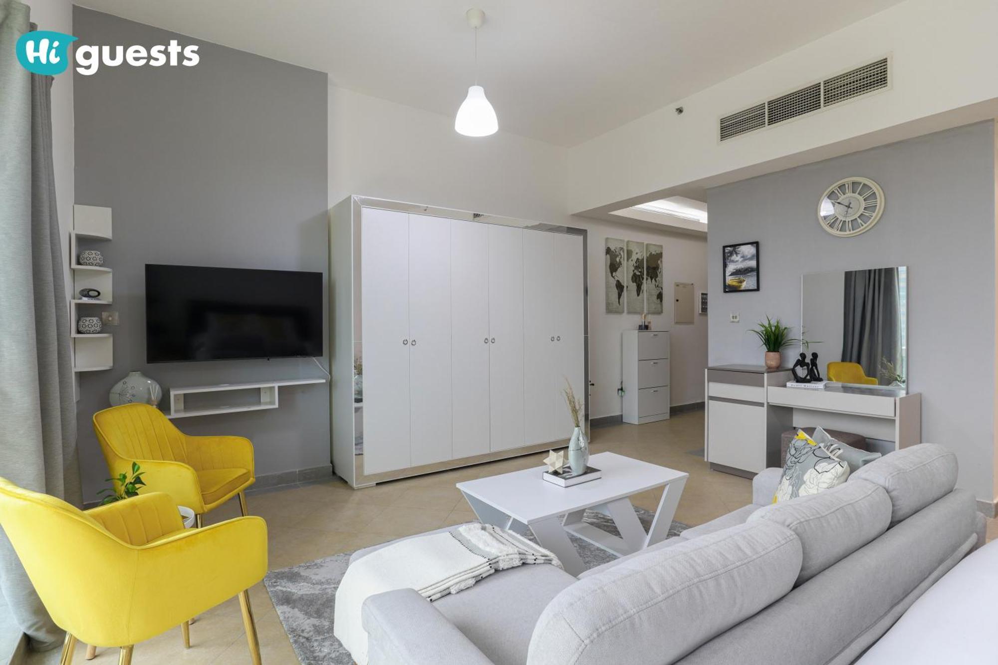 Higuests - Chic At Madison Residency Close Metro