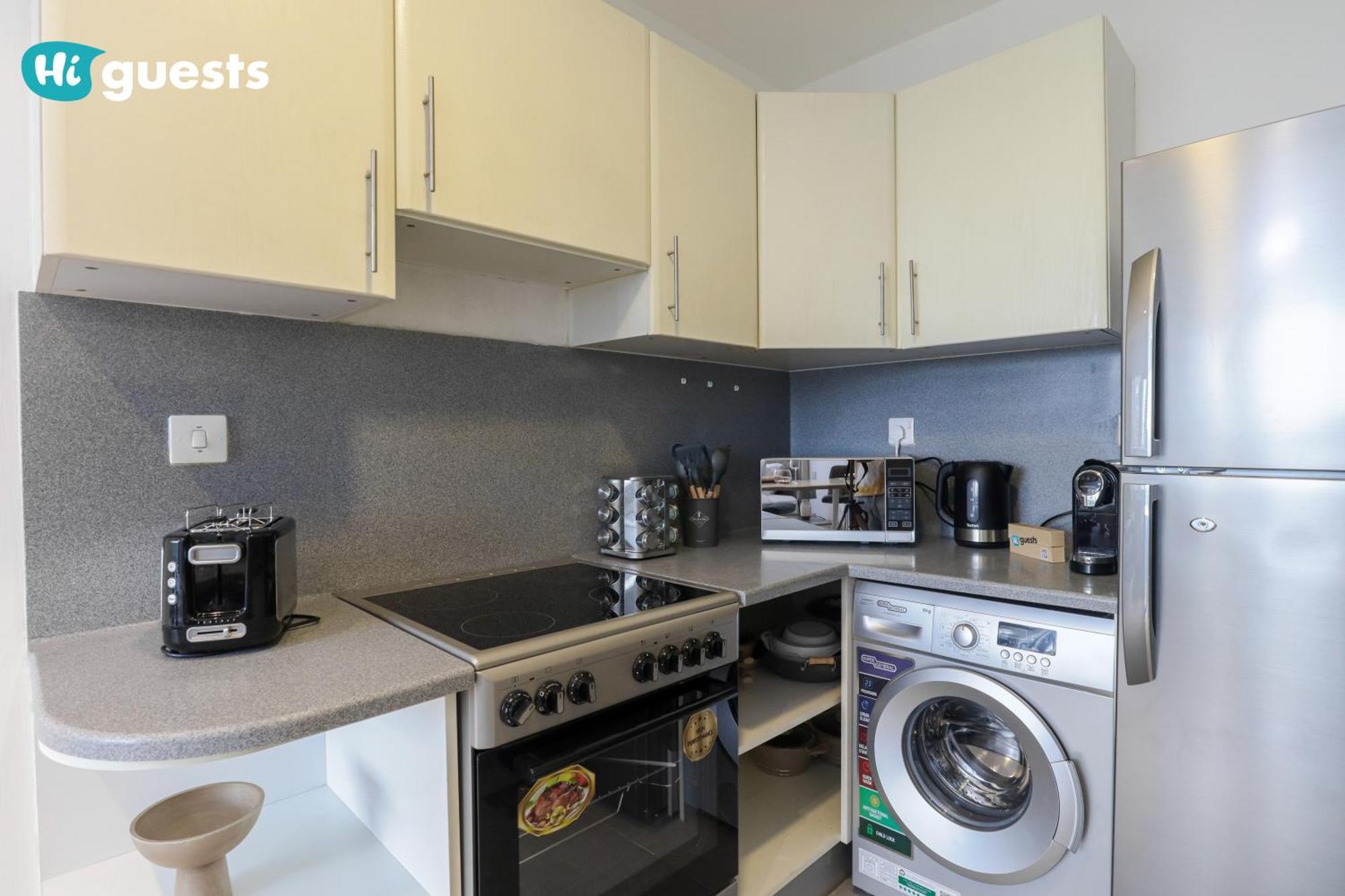 Higuests - Chic At Madison Residency Close Metro Apartment *
