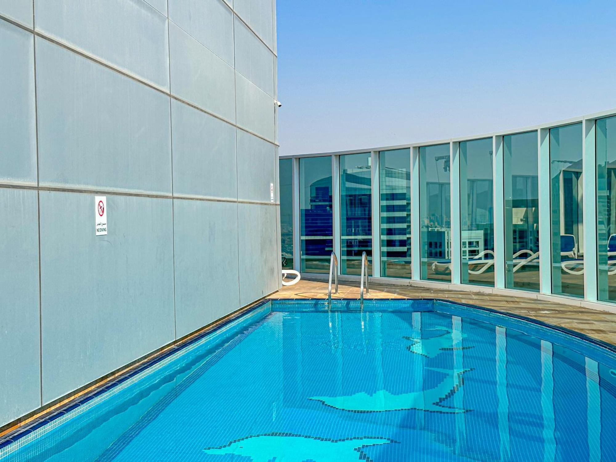 Higuests - Chic At Madison Residency Close Metro