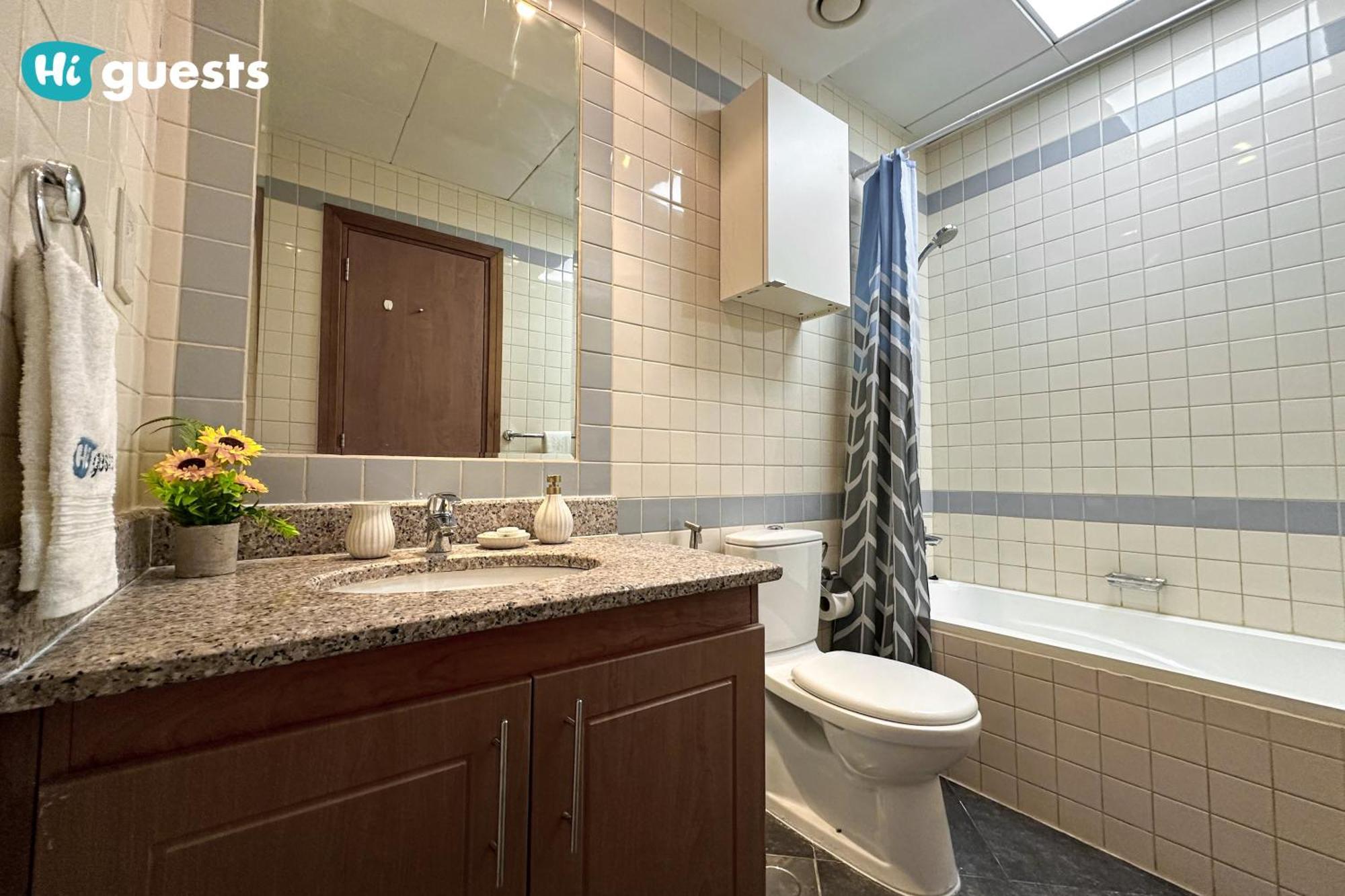 Higuests - Chic At Madison Residency Close Metro