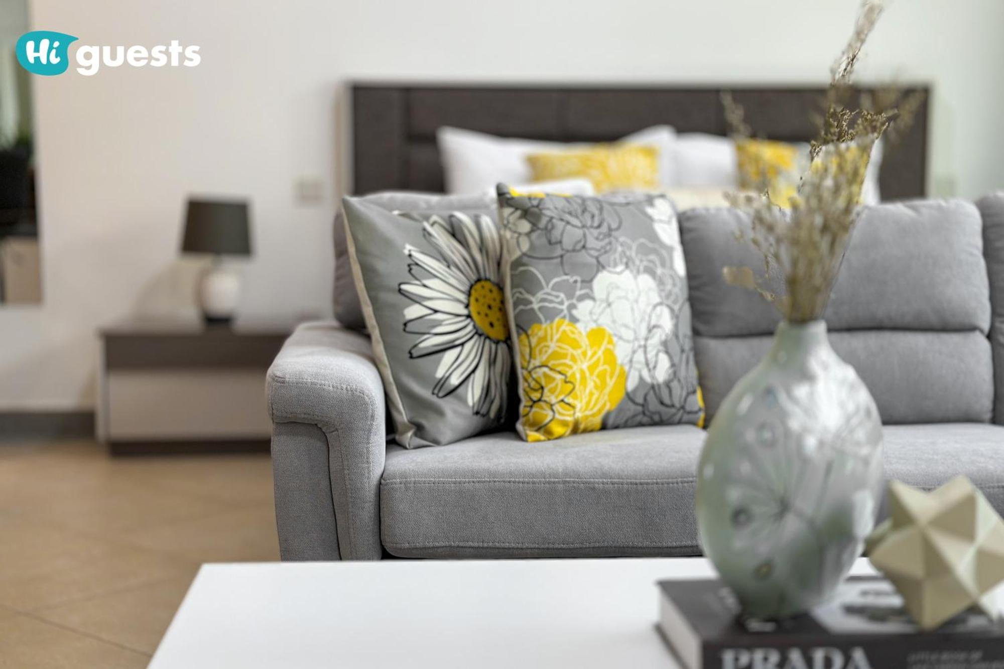 Higuests - Chic At Madison Residency Close Metro *