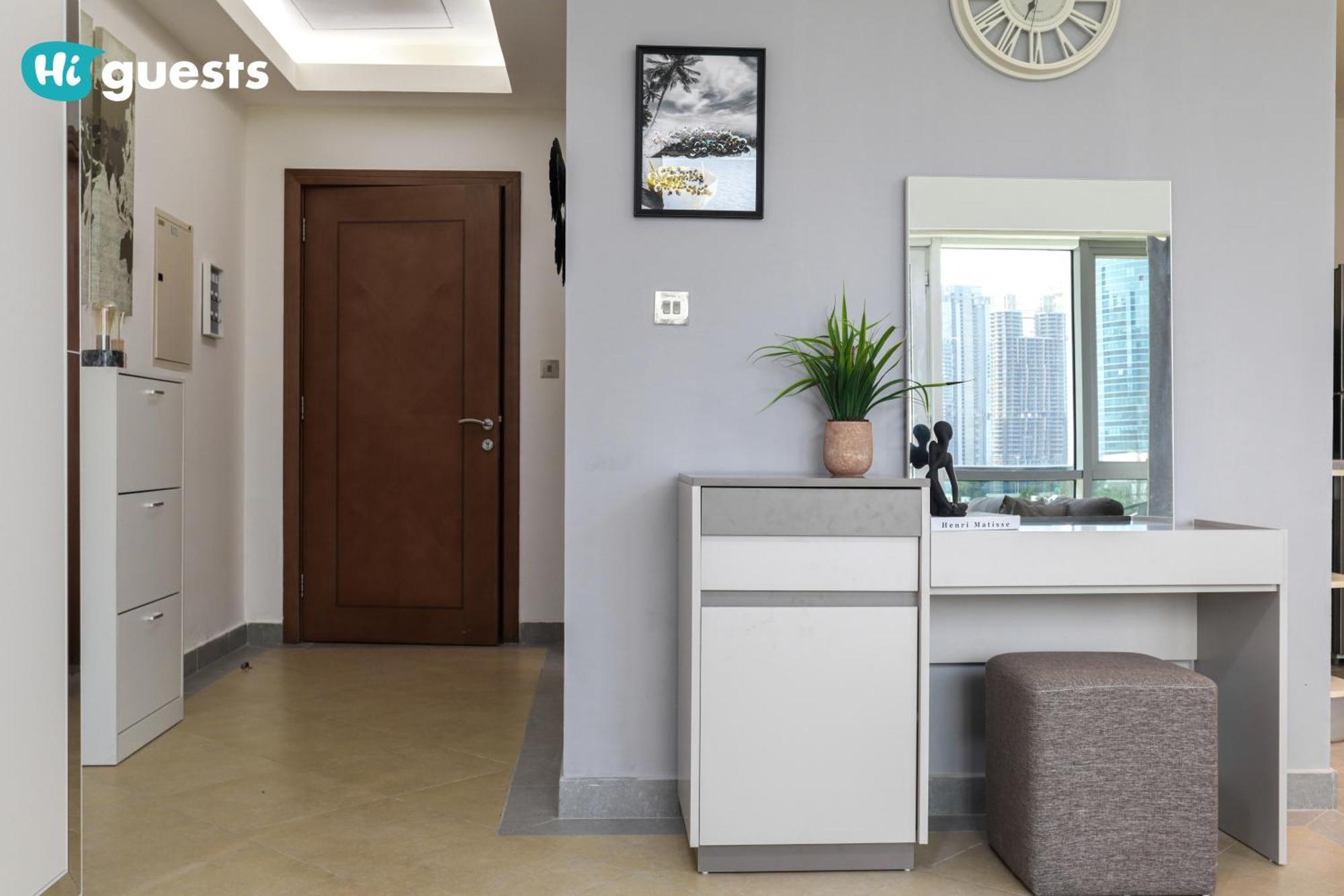 Higuests - Chic At Madison Residency Close Metro Dubai